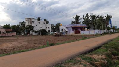 Gallery Cover Image of Sq.ft Residential Plot for buy in Veppampattu for 700000