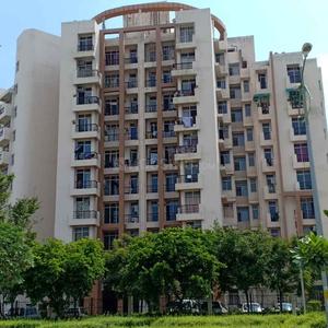 Gallery Cover Image of 1995 Sq.ft 3 BHK Apartment for buy in Gomti Nagar for 7000000