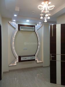 Gallery Cover Image of 530 Sq.ft 1 BHK Independent Floor for buy in Dwarka Mor for 1600000