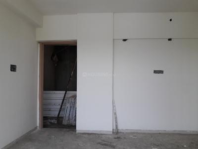 Gallery Cover Image of 650 Sq.ft 1 BHK Apartment for buy in Malad West for 8500000