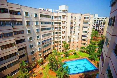 Gallery Cover Image of 1560 Sq.ft 3 BHK Apartment for buy in Saravana Natasha Golf View, Domlur Layout for 13500000