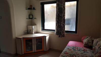 Gallery Cover Image of 550 Sq.ft 1 BHK Apartment for rent in Somwar Peth for 22000