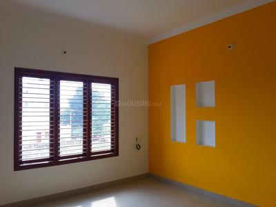5+ BHK Independent House