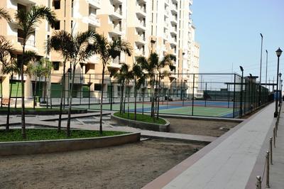 Gallery Cover Image of 1350 Sq.ft 3 BHK Apartment for buy in Bhopura for 3893000