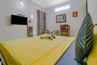 Bedroom Image of Oyo Life Grg1719 Unitech Cyber Park in Sector 39