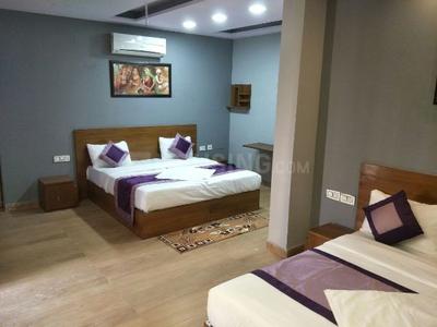 5+ BHK Independent House