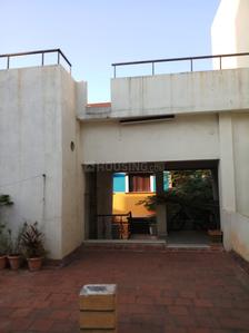 Gallery Cover Image of 1350 Sq.ft 3 BHK Independent House for buy in Kodambakkam for 16000000