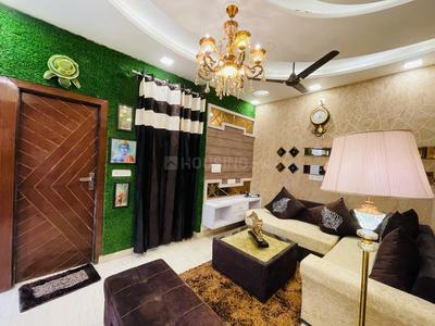 Gallery Cover Image of 810 Sq.ft 3 BHK Independent Floor for buy in Dwarka Mor for 4400000