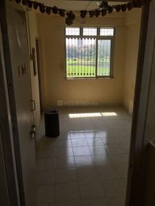Gallery Cover Image of 225 Sq.ft 1 RK Apartment for buy in Malad West for 2925000