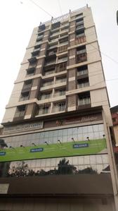 Gallery Cover Image of 800 Sq.ft 2 BHK Apartment for buy in Thane West for 15500000