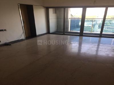 Gallery Cover Image of 1800 Sq.ft 3 BHK Apartment for buy in Bandra East for 38000000