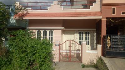 Gallery Cover Image of 600 Sq.ft 2 BHK Independent Floor for buy in Vijayanagar for 3000000