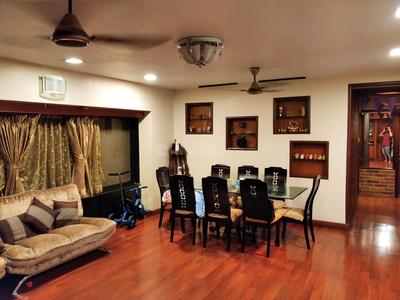 Gallery Cover Image of 2200 Sq.ft 3 BHK Apartment for buy in Andheri West for 65000000
