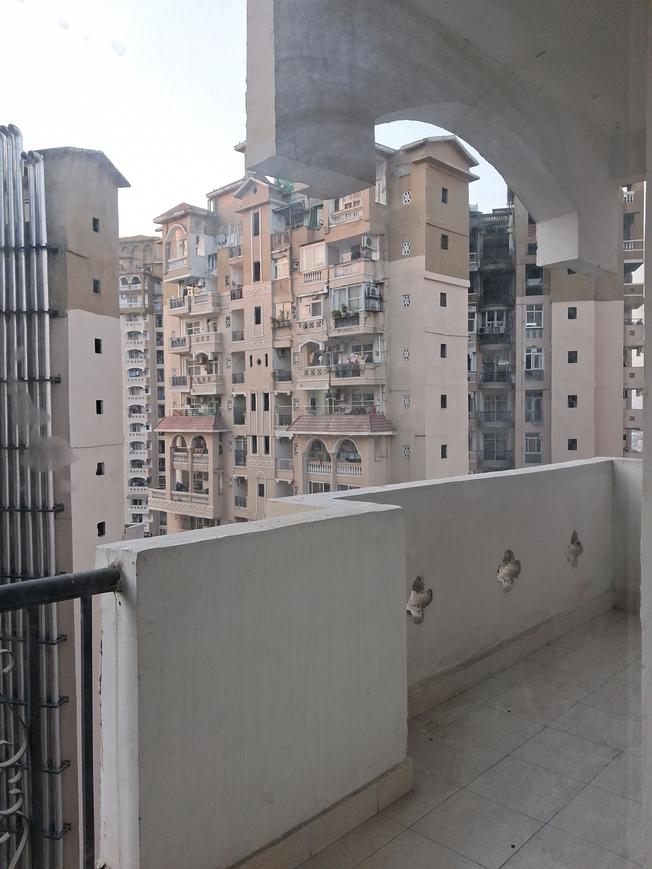 Amrapali Sapphire - Image 9