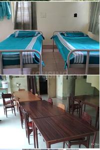 Bedroom Image of Ever Green Youth Hostel in Annanagar East