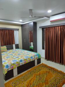 Gallery Cover Image of 750 Sq.ft 2 BHK Apartment for buy in Dhakuria for 4000000