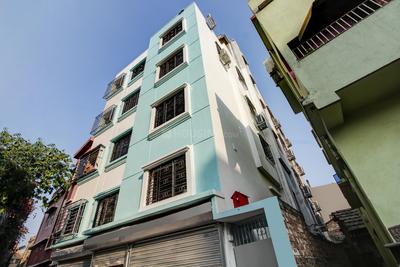 Building Image of Oyo Life Kol1475 in Howrah Railway Station