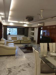 Gallery Cover Image of 2000 Sq.ft 3 BHK Apartment for buy in Bandra West for 82000000
