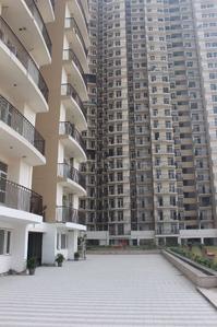 Gallery Cover Image of 1200 Sq.ft 2 BHK Independent Floor for buy in Vaibhav Khand for 6000000