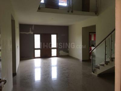 Gallery Cover Image of 3300 Sq.ft 5 BHK Apartment for buy in Sanjaynagar for 22500000