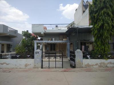 Gallery Cover Image of 2700 Sq.ft 3 BHK Independent House for buy in Sabarmati for 15000000