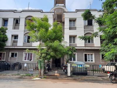Gallery Cover Image of 900 Sq.ft 2 BHK Apartment for buy in Valasaravakkam for 4900000