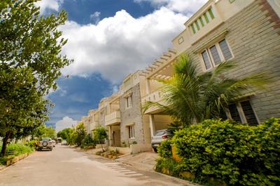 Gallery Cover Image of 1200 Sq.ft 3 BHK Villa for buy in Chandapura for 7500000