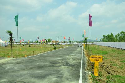 Gallery Cover Image of Sq.ft Residential Plot for buy in Tambaram for 2791800