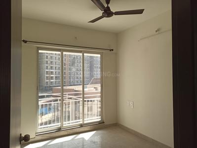 Gallery Cover Image of 850 Sq.ft 2 BHK Apartment for rent in JP North Phase 3 Estella, Mira Road East for 25000