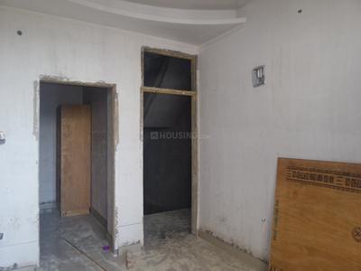 Gallery Cover Image of 420 Sq.ft 1 BHK Apartment for buy in Mayur Vihar Phase 1 for 2480000