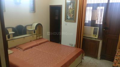 Gallery Cover Image of 500 Sq.ft 1 BHK Independent Floor for rent in Sector 31 for 7500