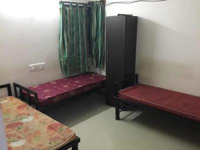 Bedroom Image of Sri Venkata Sai PG in Koramangala