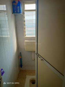 Gallery Cover Image of 550 Sq.ft 1 BHK Apartment for buy in Malad West for 6100000