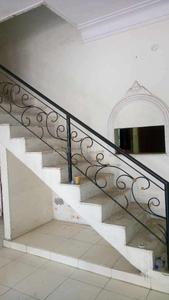Gallery Cover Image of 654 Sq.ft 2 BHK Independent Floor for buy in Nipania for 3200000
