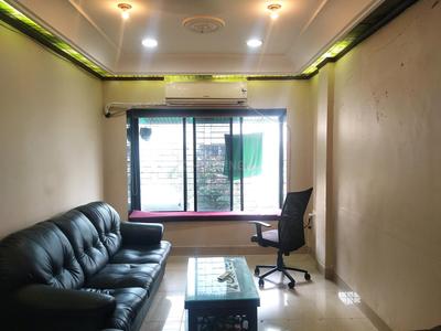 Gallery Cover Image of 860 Sq.ft 2 BHK Apartment for buy in Andheri West for 27500000