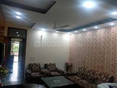 Gallery Cover Image of 837 Sq.ft 2 BHK Independent Floor for buy in DLF Towers, Karampura for 3500000