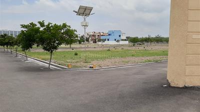 Gallery Cover Image of Sq.ft Residential Plot for buy in Saravanampatty for 450000