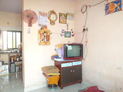 Gallery Cover Image of 300 Sq.ft 1 RK Apartment for buy in Pawne for 950000