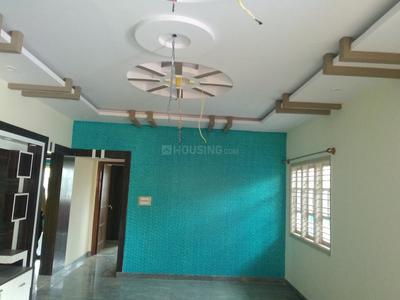 Gallery Cover Image of 2100 Sq.ft 6 BHK Independent House for buy in Vidyaranyapura for 9500000
