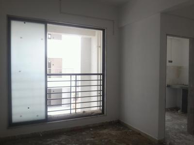 Gallery Cover Image of 400 Sq.ft 1 RK Apartment for buy in Ghansoli for 4000000