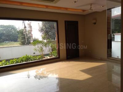 Gallery Cover Image of 5400 Sq.ft 5 BHK Independent House for buy in DLF Phase 2 for 80000000