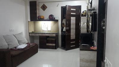 Gallery Cover Image of 340 Sq.ft 1 RK Apartment for buy in Malad West for 4300000