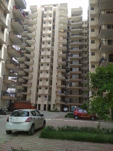 Gallery Cover Image of 645 Sq.ft 3 BHK Apartment for buy in Sector 86 for 2630000