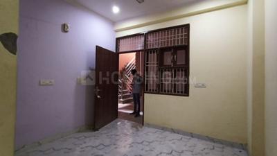 Gallery Cover Image of 500 Sq.ft 1 BHK Independent Floor for rent in Chhattarpur for 7000