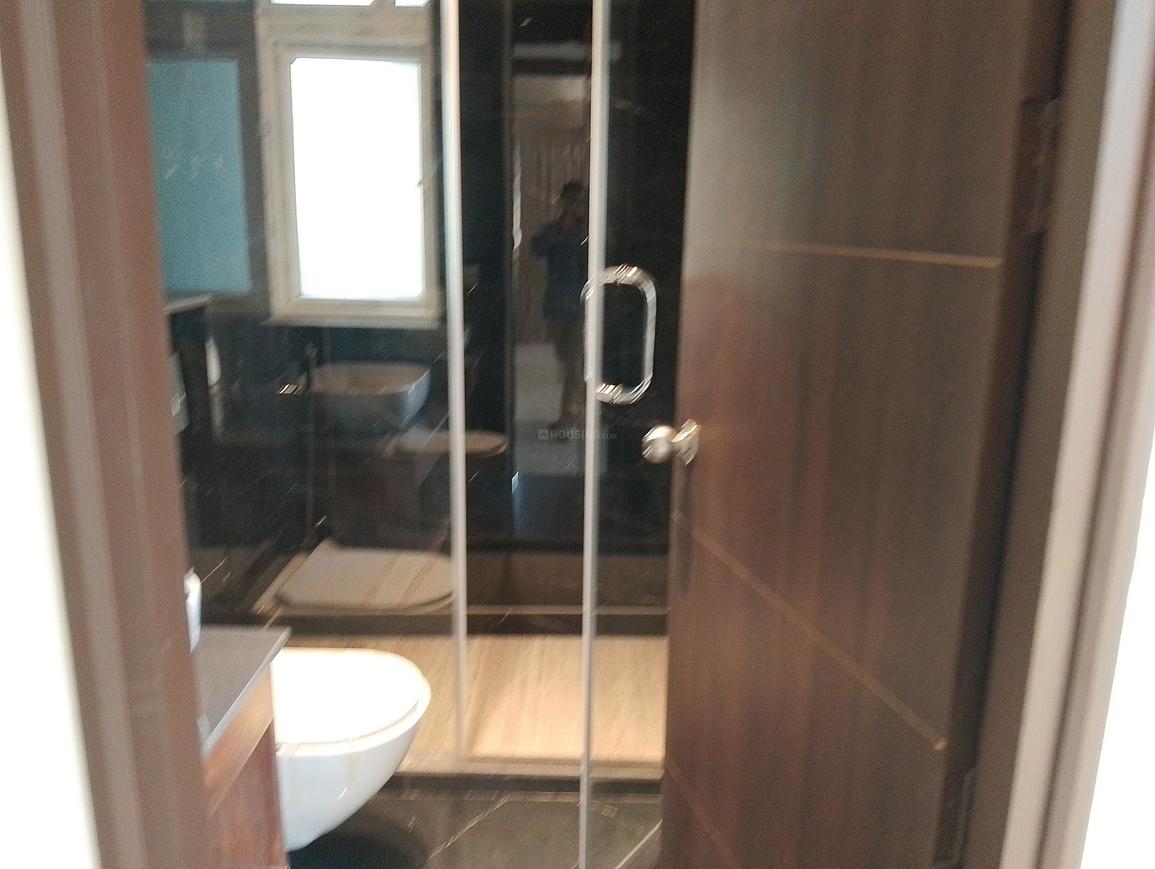 AIG Aigin Royal - Image 19