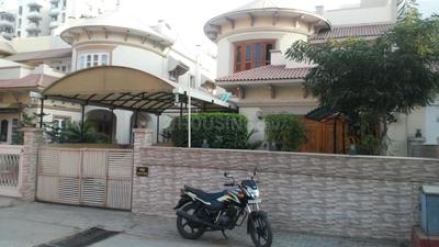 Gallery Cover Image of 3375 Sq.ft 3 BHK Independent House for buy in Prahlad Nagar for 30000000