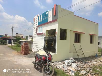 Gallery Cover Image of 550 Sq.ft 1 BHK Independent House for buy in Veppampattu for 1800000