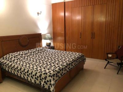 Gallery Cover Image of 2150 Sq.ft 3 BHK Apartment for rent in ATS Greens Paradiso, Chi IV Greater Noida for 40000