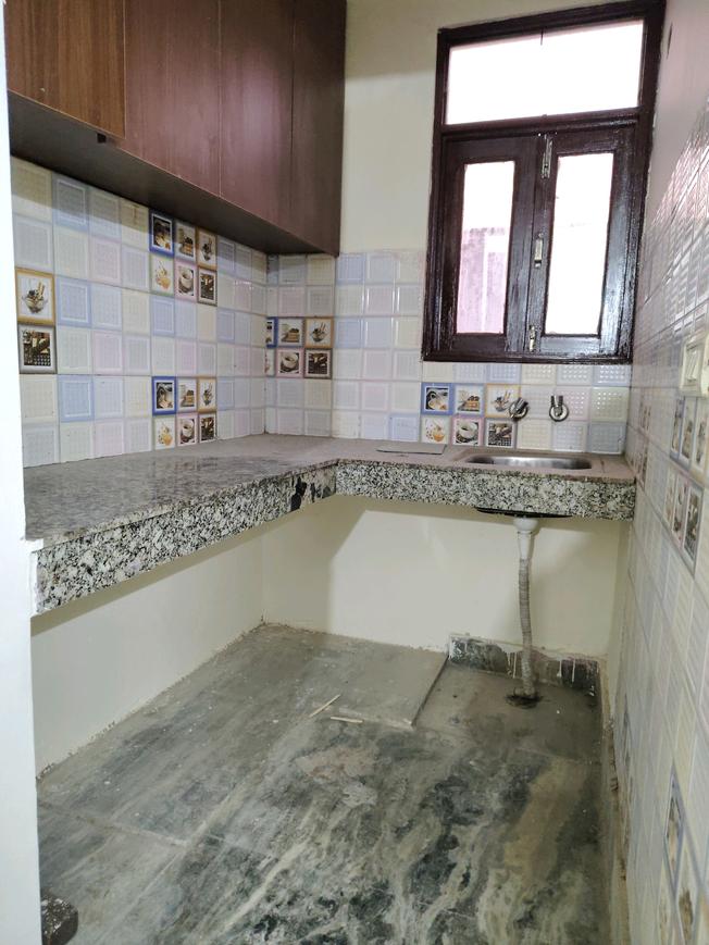 Duggal Housing Complex - Image 4