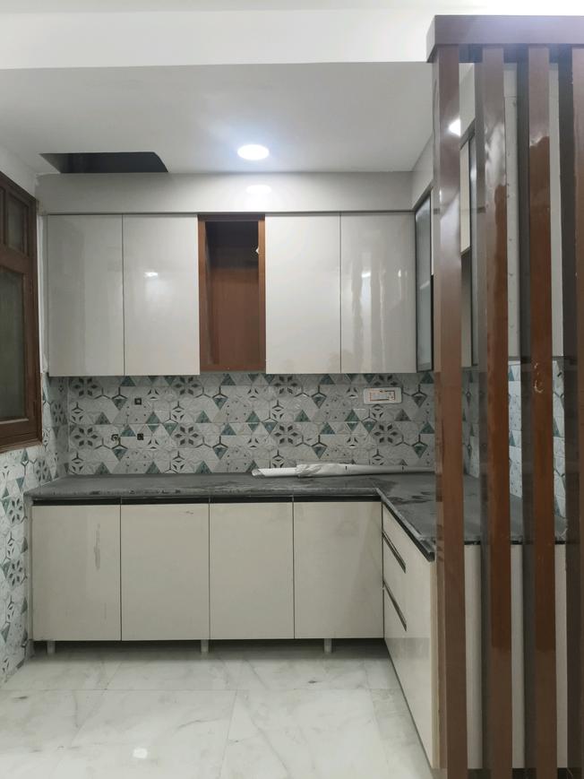 The Ultima 107 - Image 18